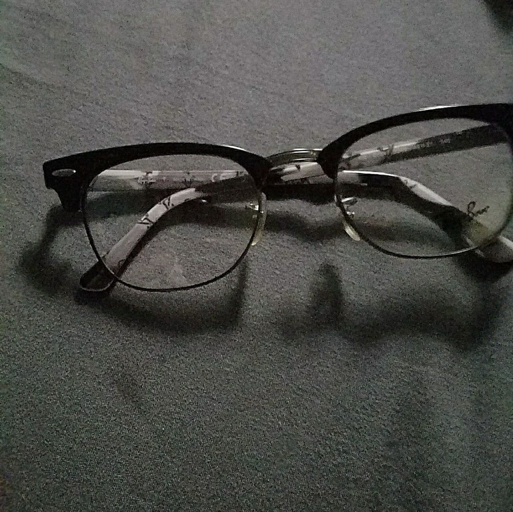 glasses